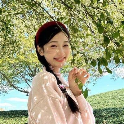 魔术的耳语海报